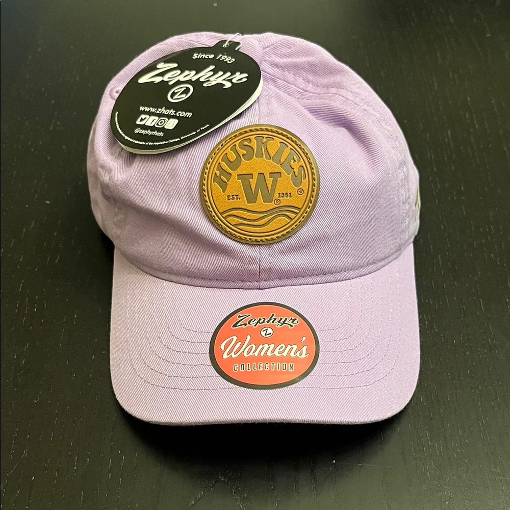 NWT Zephyr University of Washington Women’s Adjustable Hat